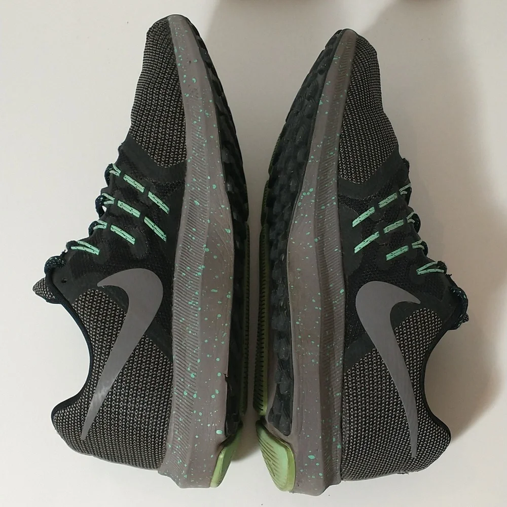 Nike Run Swift, Black And‎ Teal, Running, Women's Size 9